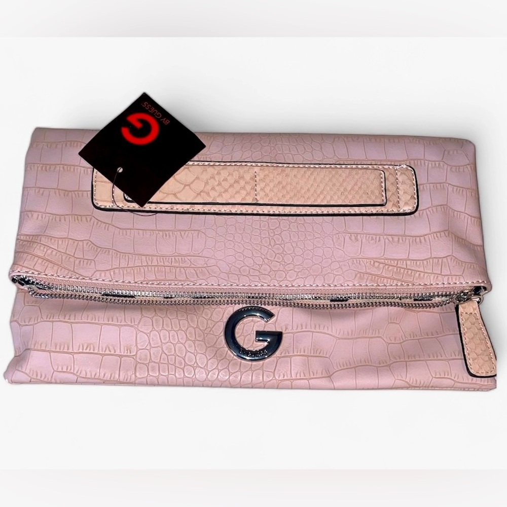 NWT Guess Arlington Clutch Envelope ~ inside zipper pocket ~ phone pocket - Picture 1 of 5